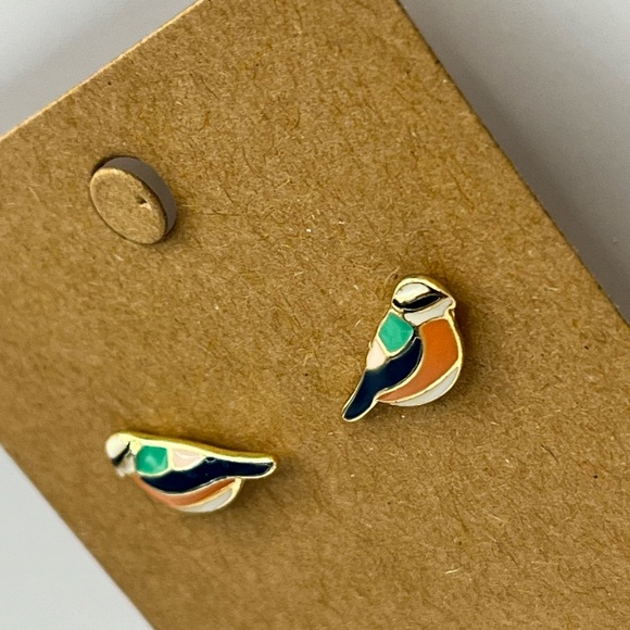 Peach multicolored bird stud earrings - Picture 2 of 3